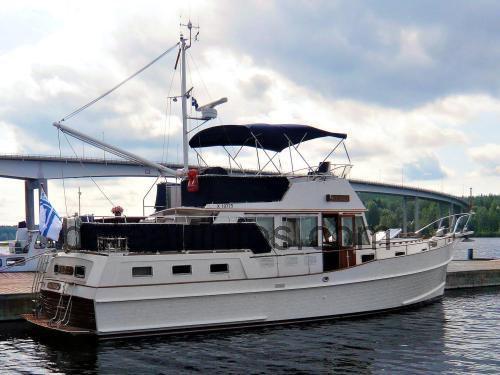 Grand Banks 42 Motor Yacht avis et fiche technique